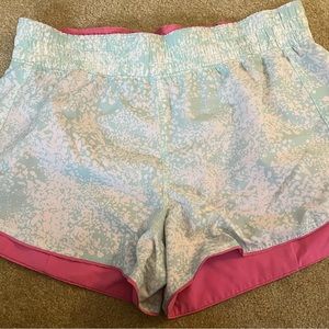 Girl’s reversible athletic shorts